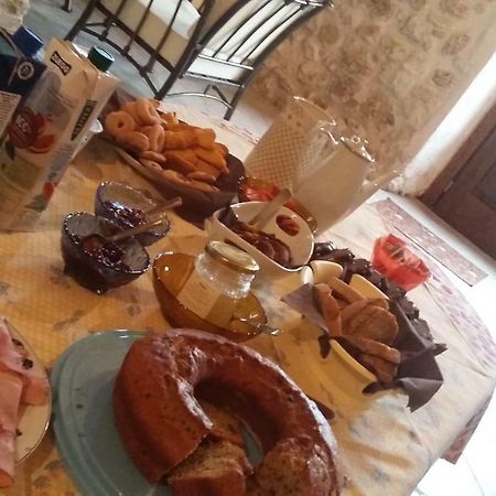 Alloggi Agrituristici Antica Dimora Villa San Demetrio ne' Vestini Екстериор снимка